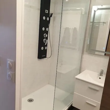 Cap Esterel Vue Et Climatisation Bat E1 303 Face Aux Piscines Apartmán