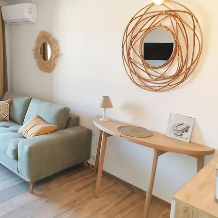 Apartment Cap Esterel T2 Refait A Neuf 4 Pers Vue Clim *