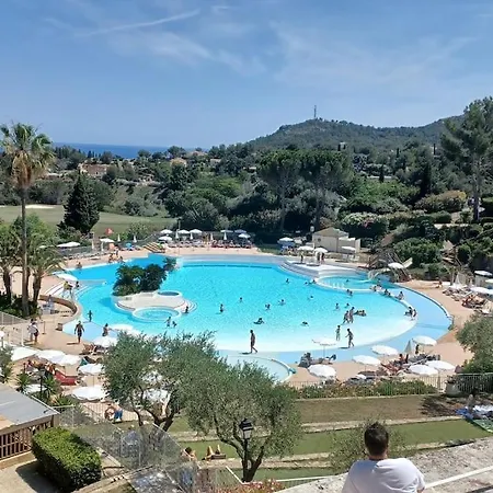 Cap Esterel T2 Refait A Neuf 4 Pers Vue Clim Apartment Saint-Raphael (Var)