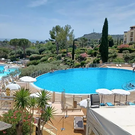 Cap Esterel Vue Et Climatisation Bat E1 303 Face Aux Piscines Apartmán Saint-Raphaël